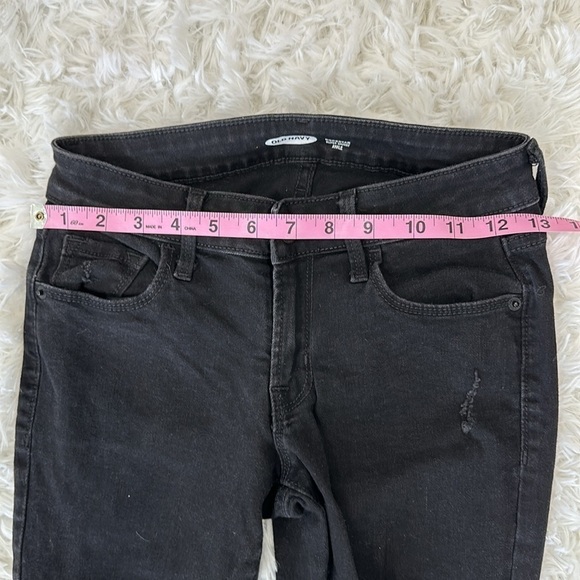 Distressed jeans - Picture 2 of 6